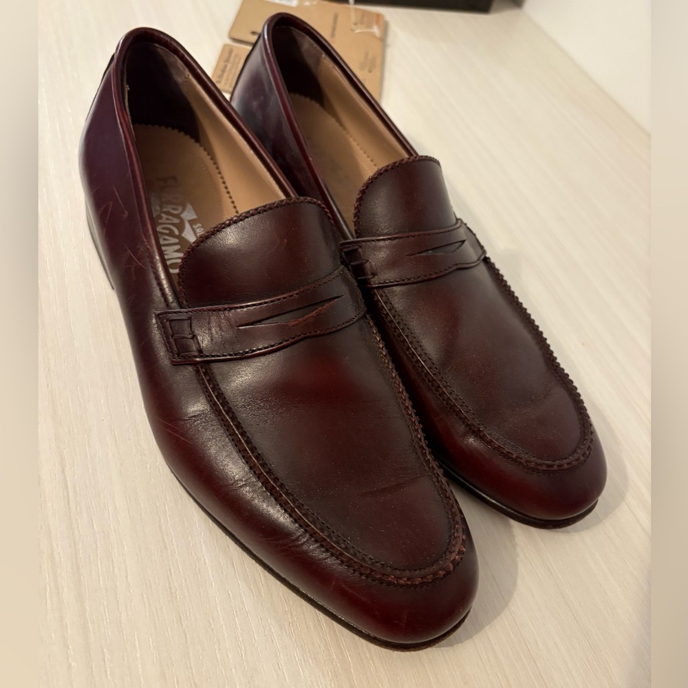 Salvatore Ferragamo loafers sz 7E